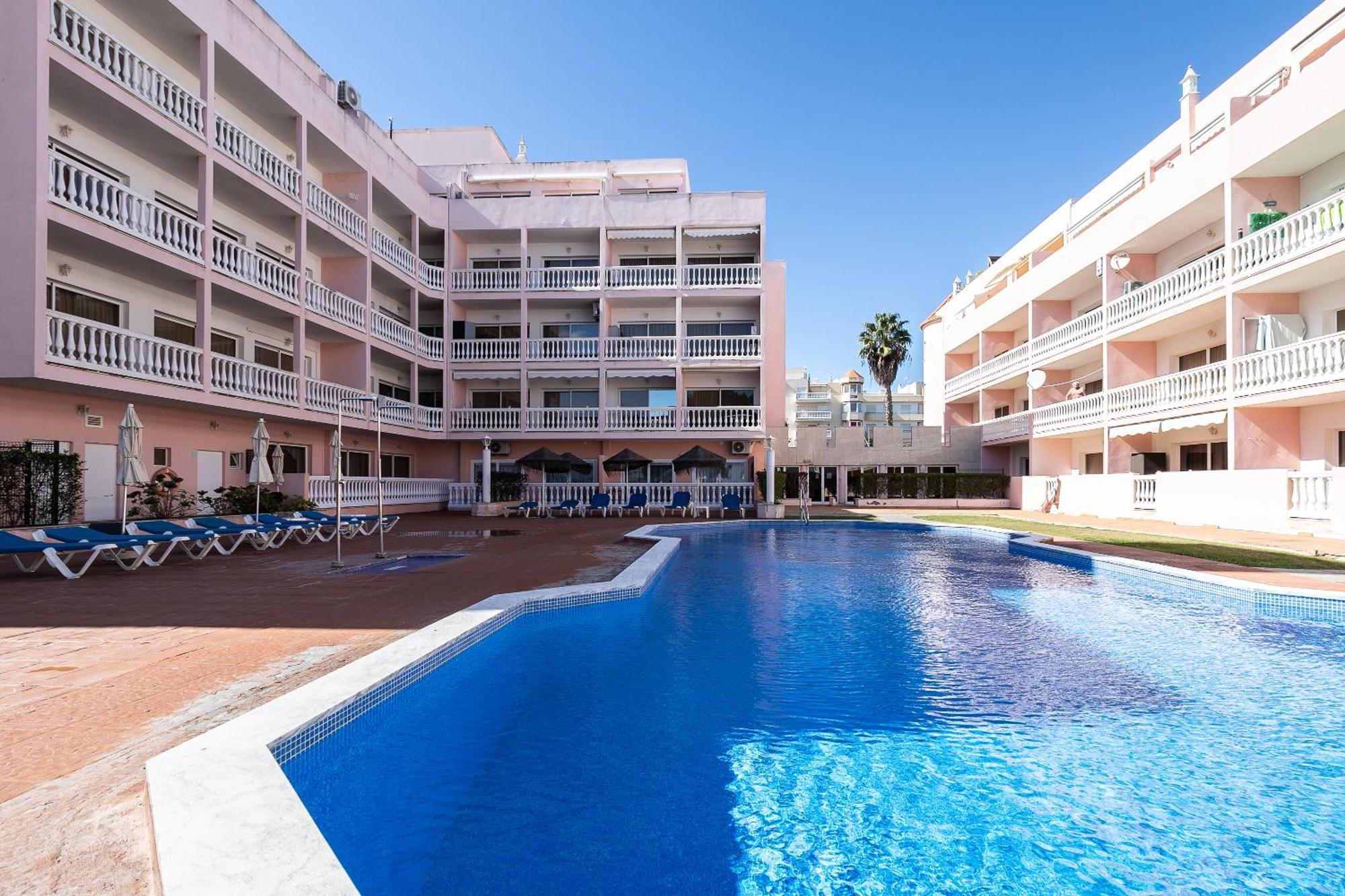 Parque Dos Reis Apartment Монте Гордо Екстериор снимка