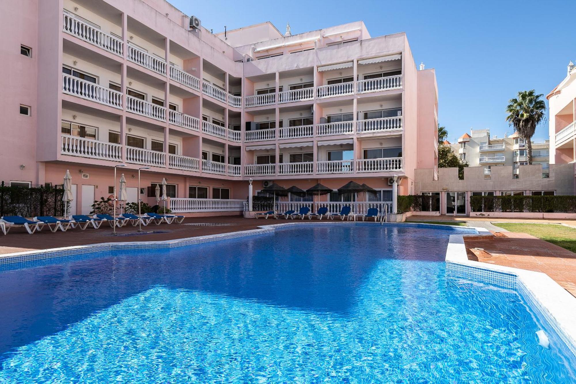 Parque Dos Reis Apartment Монте Гордо Екстериор снимка