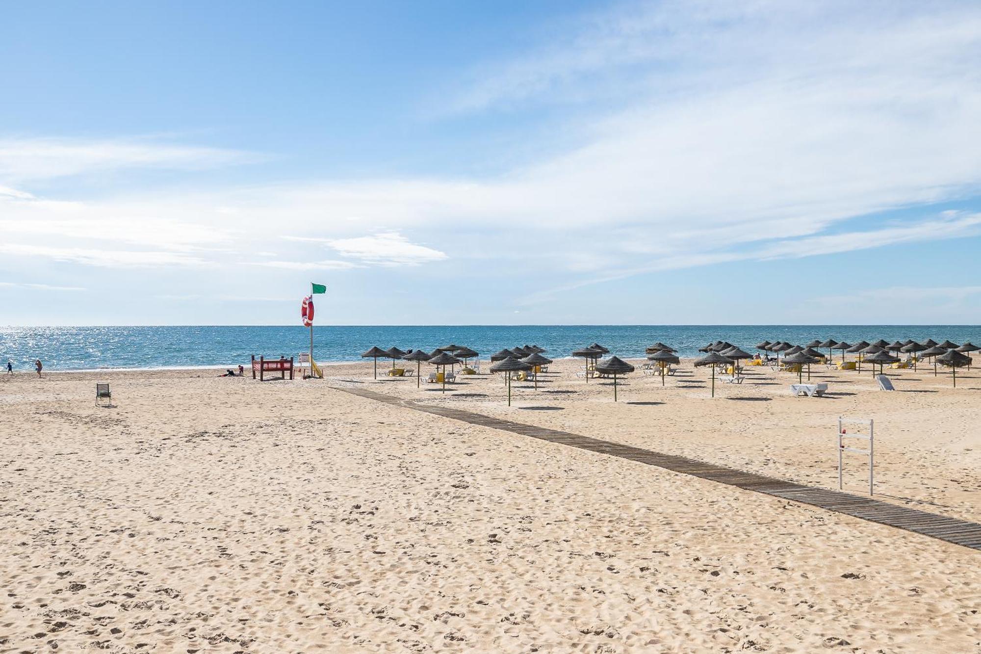 Parque Dos Reis Apartment Монте Гордо Екстериор снимка